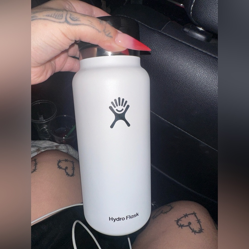 Charlie xcx and troye sivan SWEAT tour water bottle hydro flask 32oz